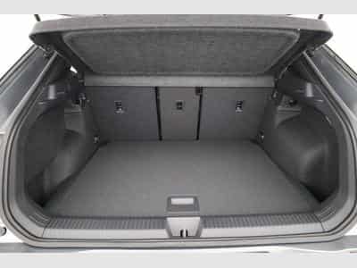 VW T-Roc 1.5 eTSI 110 kW R-Line (2026) - Foto 11