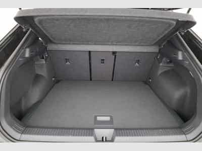 VW T-Roc 1.5 eTSI 110 kW R-Line (2026) - Foto 11