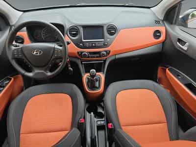 Hyundai i10 i 10 Sky 5D MANUAL5 4/5DOORS (2017) - Photo 15