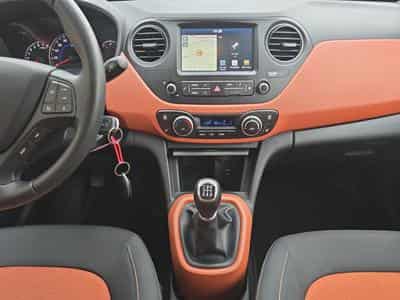 Hyundai i10 i 10 Sky 5D MANUAL5 4/5DOORS (2017) - Photo 9