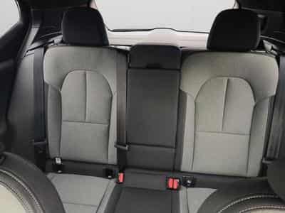Volvo XC40 B3 Core Mild Hibryd (2025) - Foto 13