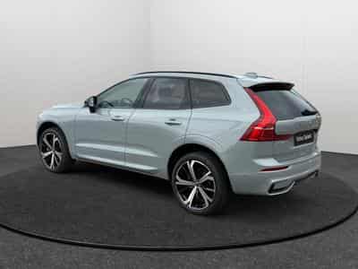 Volvo XC60 B5 AWD Ultra Dark / Essence (2025) - Photo 5