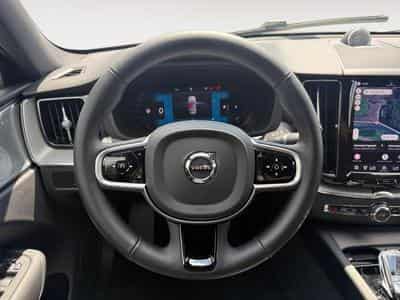 Volvo XC60 B5 AWD Ultra Dark / Essence (2025) - Photo 12