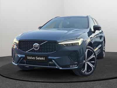 Volvo XC60 B5 AWD Ultra Dark / Essence (2025) - Photo 1