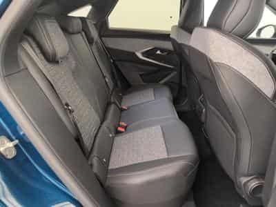Peugeot 3008 Hybrid 145 e-DCS6 Allure (2025) - Foto 10