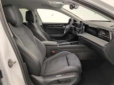 VW Passat 1.5 eTSI OPF 150 DSG7 Life Plus (2025) - Photo 9