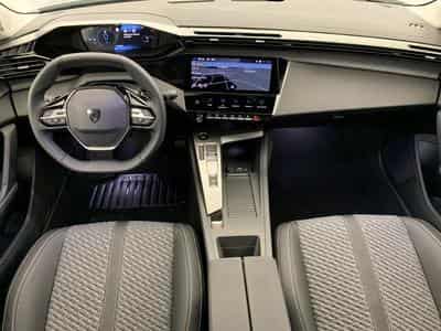 Peugeot 308 Hybrid 145 e-DCS6 Allure (2025) - Photo 12