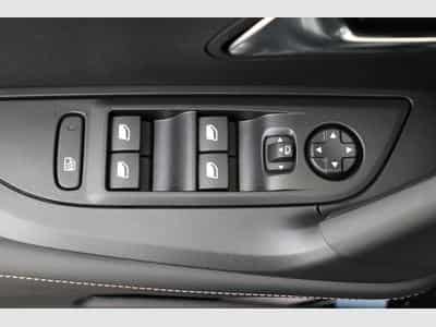 Peugeot 2008 Turbo 100 ch BVM6 Allure (2026) - Foto 15