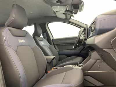 Dacia BIGSTER HYBRID 155 Expression (2026) - Foto 9