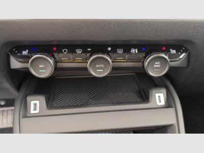 CitroëN C4 PureTech 130 EAT8 Max (2025) - Photo 13