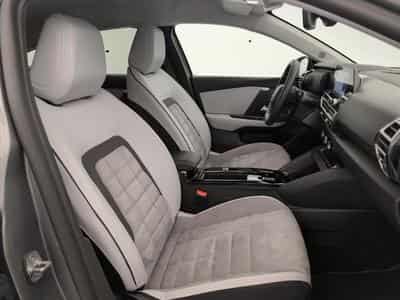 CitroëN C4 PureTech 130 EAT8 Max (2025) - Photo 9
