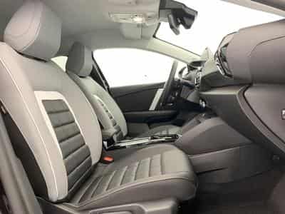 CitroëN C4 PureTech 130 EAT8 Max (2025) - Photo 9