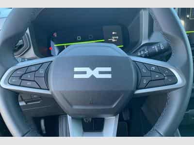 Dacia BIGSTER Mild Hybrid 140 Journey (2026) - Photo 15