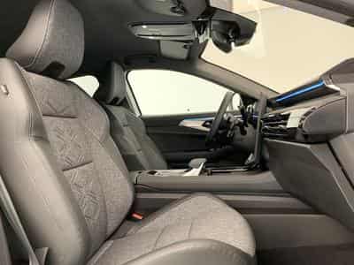 Renault Rafale E-Tech full hybrid 200ch Techno (2025) - Photo 9