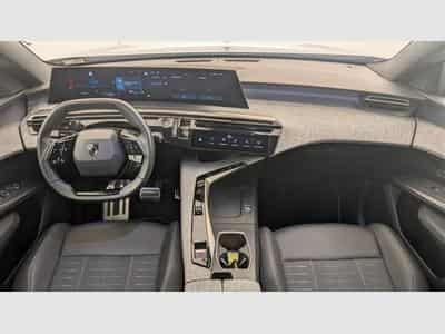Peugeot 3008 Hybrid 145 e-DCS6 GT (2025) - Photo 13