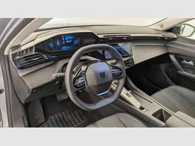 Peugeot 308 Hybrid 145 e-DCS6 Allure (2025) - Photo 15