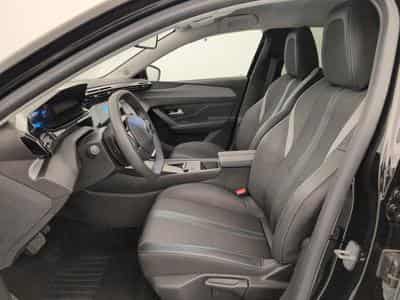 Peugeot 308 Hybrid 145 e-DCS6 Allure (2025) - Photo 15