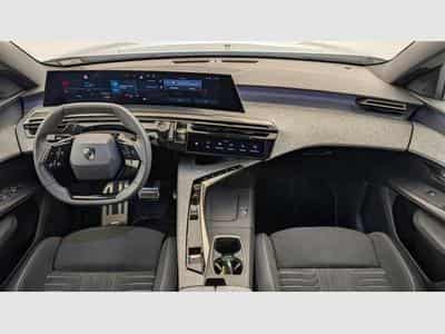 Peugeot 3008 Hybrid 145 e-DCS6 GT (2025) - Foto 13