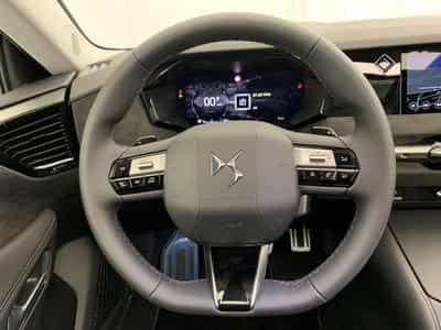 DS Automobiles DS4 Hybride 145 e-DCT6 Etoile - Alcantara (2025) - Photo 14