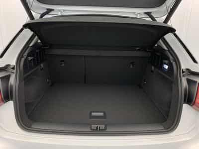 Audi Q2 35 TFSI 150 S tronic 7 Design (2026) - Foto 11