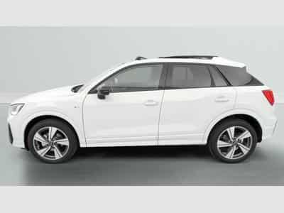 Audi Q2 35 TFSI 150 S tronic 7 Design (2026) - Foto 4