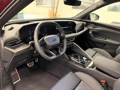 Audi Q5 Sportback TDI quattro 150kW 204ch S tronic (2025) - Foto 4