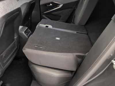 Peugeot 3008 Hybrid 145 e-DCS6 GT (2025) - Foto 10