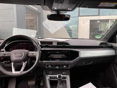 Audi Q3 S-LINE 1.5 TFSI S TRONIC 7 150 CV *ATTELAGE* HAYON * (2023) - Foto 5