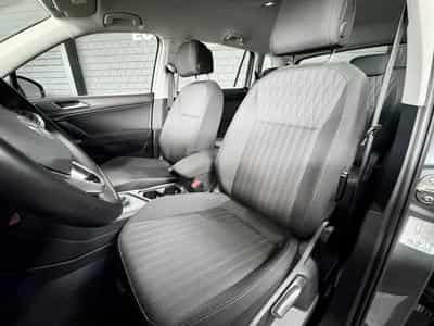 VW Tiguan Life 1.5 TSI 150 CV DSG7 *7 PLACES *ATTELAGE* *HAYON* (2025) - Foto 4