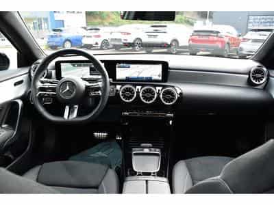 Mercedes A 200 AMG Line 7G-Tronic PANO ACC NIGHT SIDE CAM KEYLESS 1° MAIN (2026) - Foto 10
