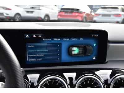 Mercedes A 200 AMG Line 7G-Tronic PANO ACC NIGHT SIDE CAM KEYLESS 1° MAIN (2026) - Foto 14