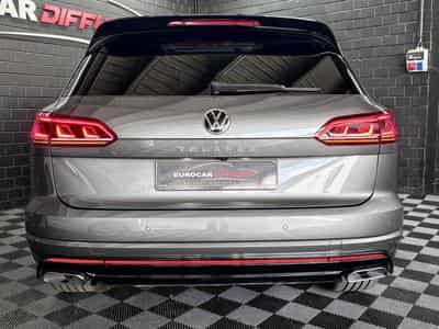 VW Touareg R-Line 4Motion 3.0 TDI 231 CV *PANO *MATRIX* 360° * ATTELAGE (2022) - Foto 5