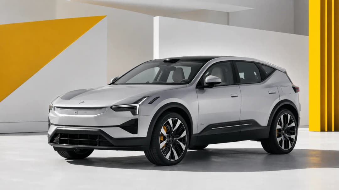 SUV elétrico Polestar 3 junto a arquitetura moderna