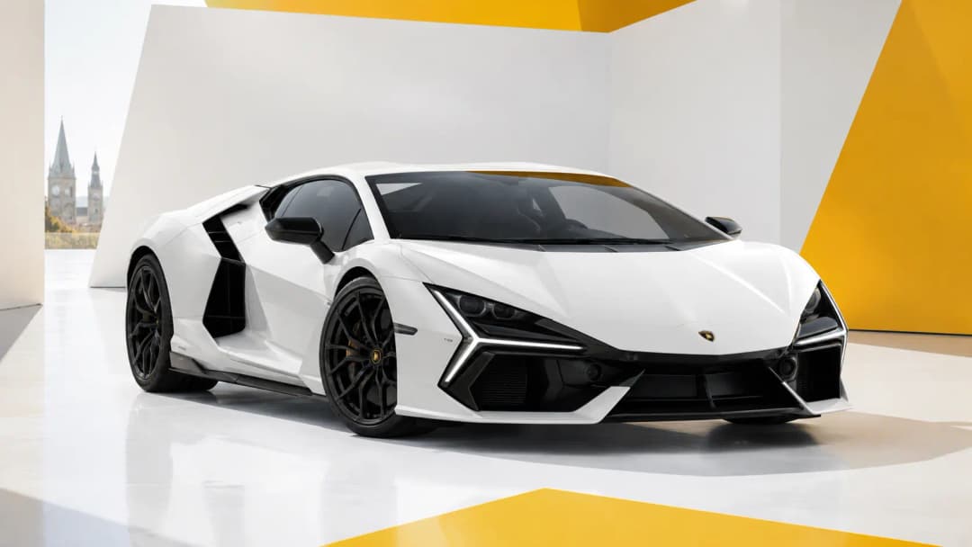 Lamborghini Revuelto in vorderer Dreiviertelansicht