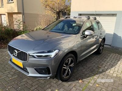 Volvo XC60 2.0 T8 Twin Engine R-Design eAWD Geartronic (2018) - Foto 1
