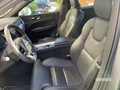 Volvo XC60 2.0 T8 Twin Engine R-Design eAWD Geartronic (2018) - Foto 15