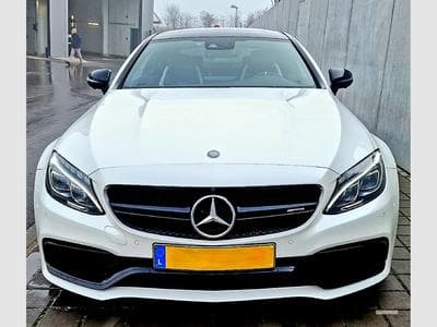 Mercedes C 63 AMG 63 S AMG Speedshift (2016) - Photo 2