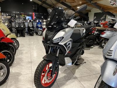 Aprilia SR GT SPORT GREY BLACK (2024) - Photo 2