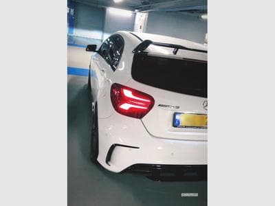 Mercedes A 45 AMG 45 AMG 4Matic 7G-DCT (2016) - Foto 2