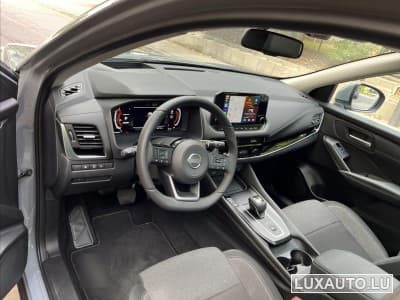 Nissan Qashqai 1.3 Mild Hybrid Premiere Edition Auto. (2022) - Photo 9