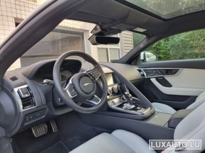 Jaguar F-Type Coupé P300 Auto. (2020) - Foto 2