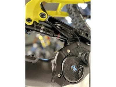 TORA  Rock Shox Yari