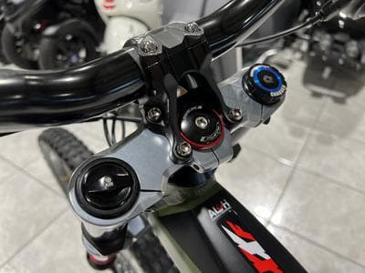 XXF 2.0 Downhill  Al