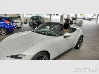 Mazda MX-5 2.0 Skyactiv-G Sports-Line (2019) - Foto 4