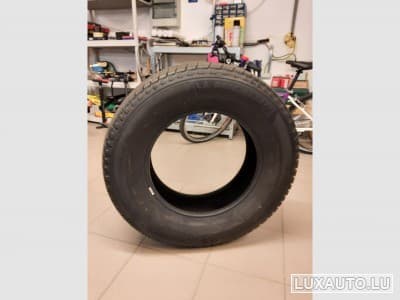 Tires - Photo 1