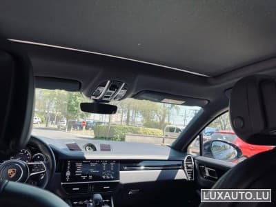 Porsche Cayenne Hybrid (2020) - Photo 2