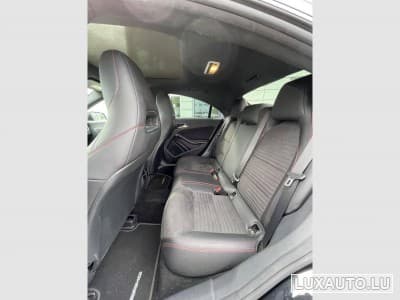 Mercedes CLA 220 AMG Line (2016) - Foto 9