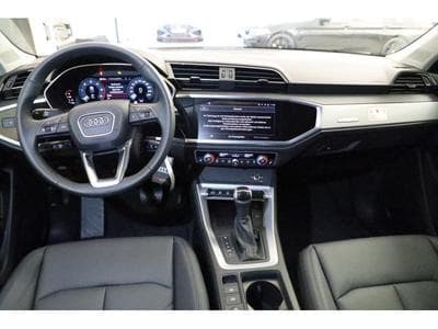 Audi Q3 Sportback S-Line (2023) - Photo 2