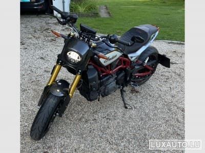 Indian FTR FTR 1200 Carbon R (2022) - Photo 1