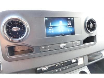 Mercedes Sprinter 315 Kasten L2 FWD (2023) - Foto 5
